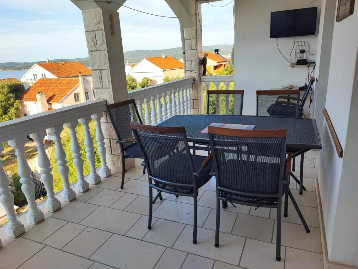 Apartments Dodik Orebić Eksteriør billede