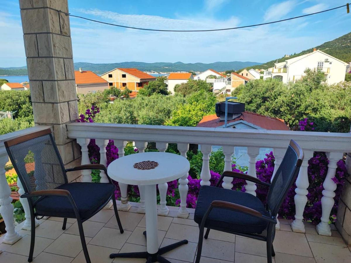 Apartments Dodik Orebić Eksteriør billede