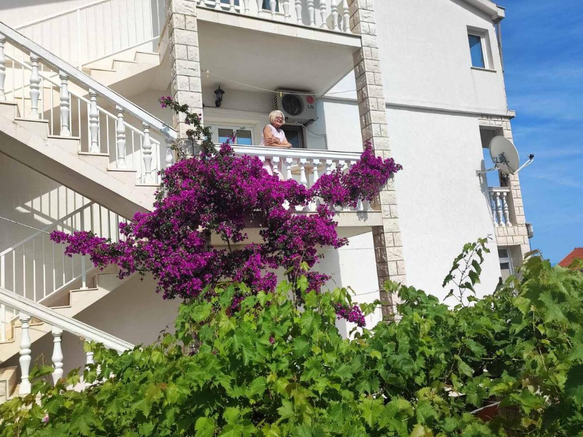 Apartments Dodik Orebić Eksteriør billede